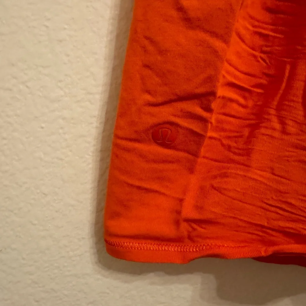 Lululemon Split Open Back Tank Top - Picture 4 of 5